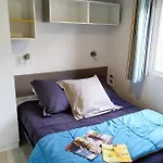 Tikiti אתר קמפינג פרופריאנו