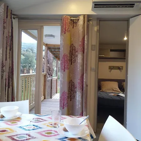 キャンプ場 Tikiti