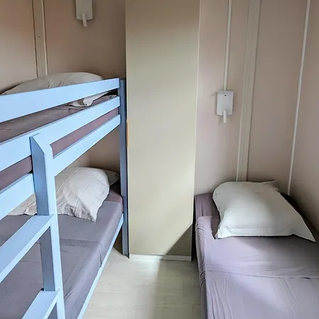 Tikiti Kamp alanı Propriano (Corsica)